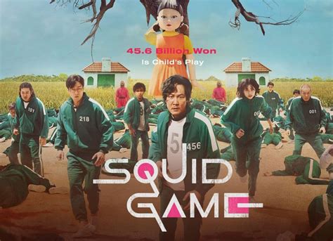 A pink soldier walks into the bathroom where there are two female players and one of the players calls it sexual harassment. . Squid game sex